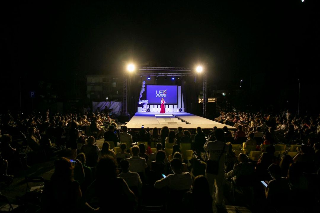 location ued fashion night